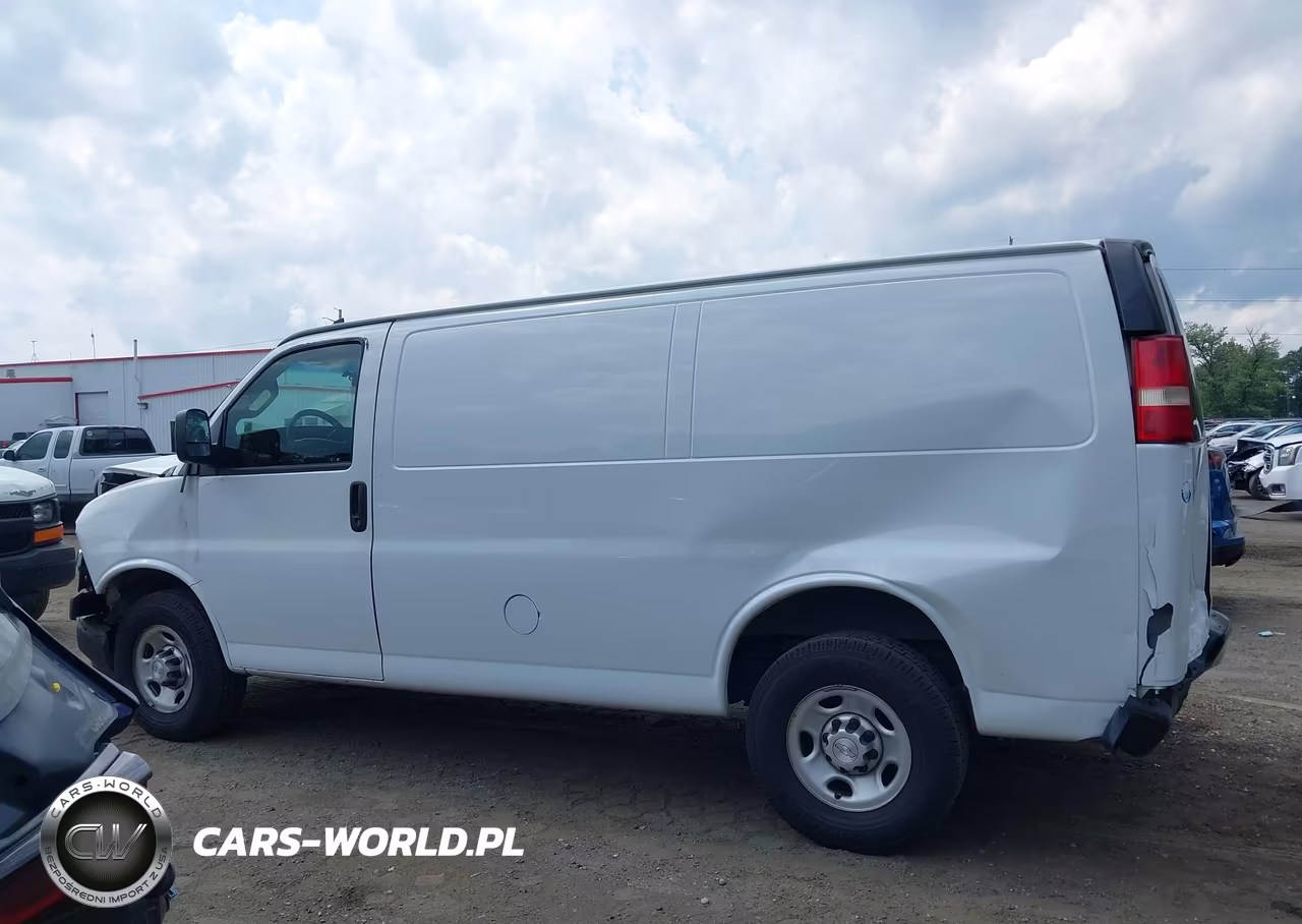 2019 Chevrolet Express 2500 Work Van VIN:1GCWGAFPXK1171612 - 14