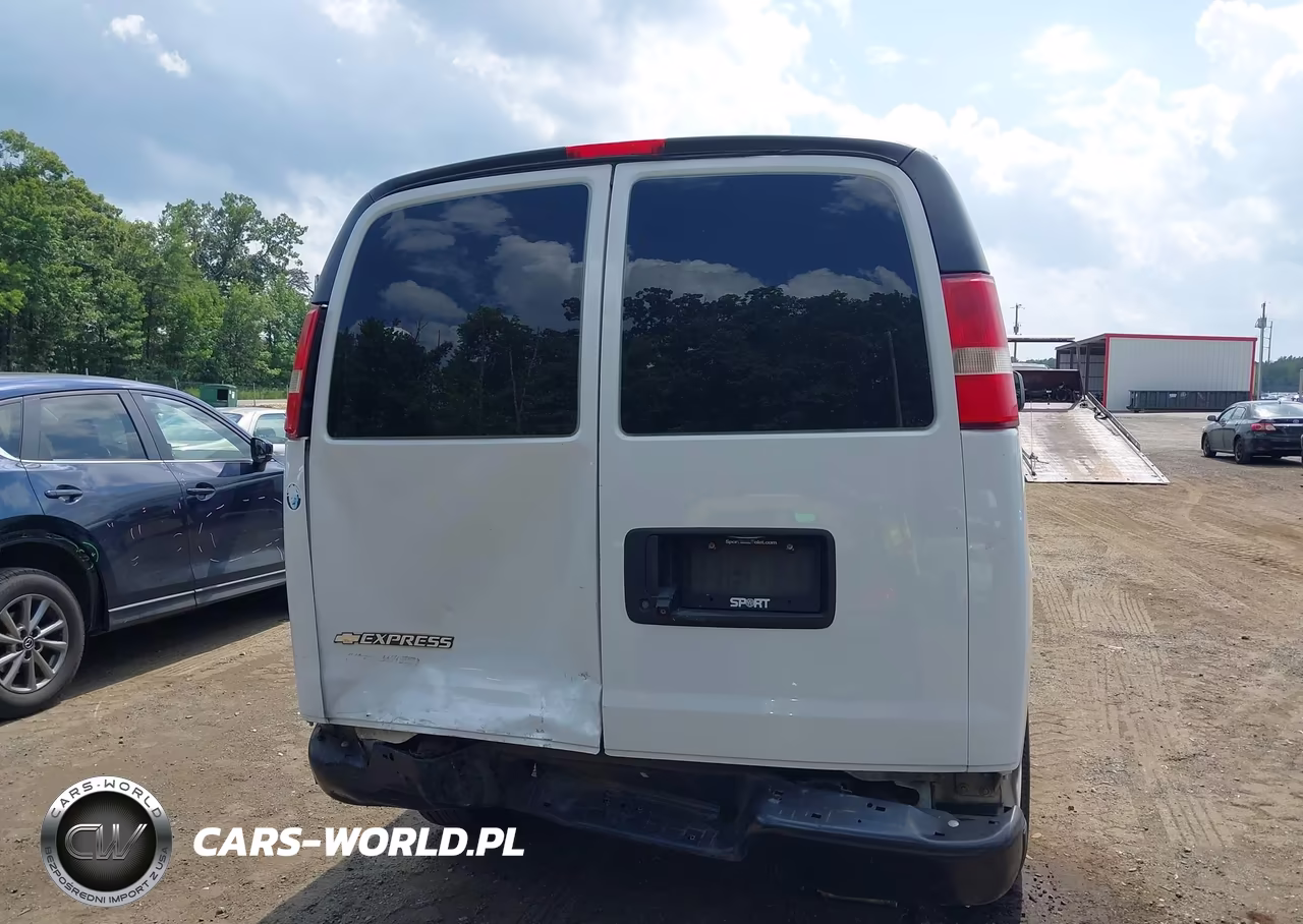 2019 Chevrolet Express 2500 Work Van VIN:1GCWGAFPXK1171612 - 16