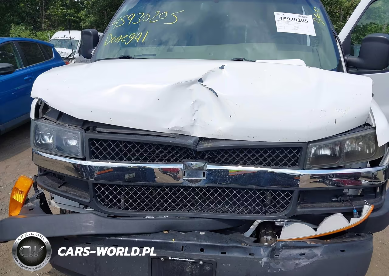 2019 Chevrolet Express 2500 Work Van VIN:1GCWGAFPXK1171612 - 6