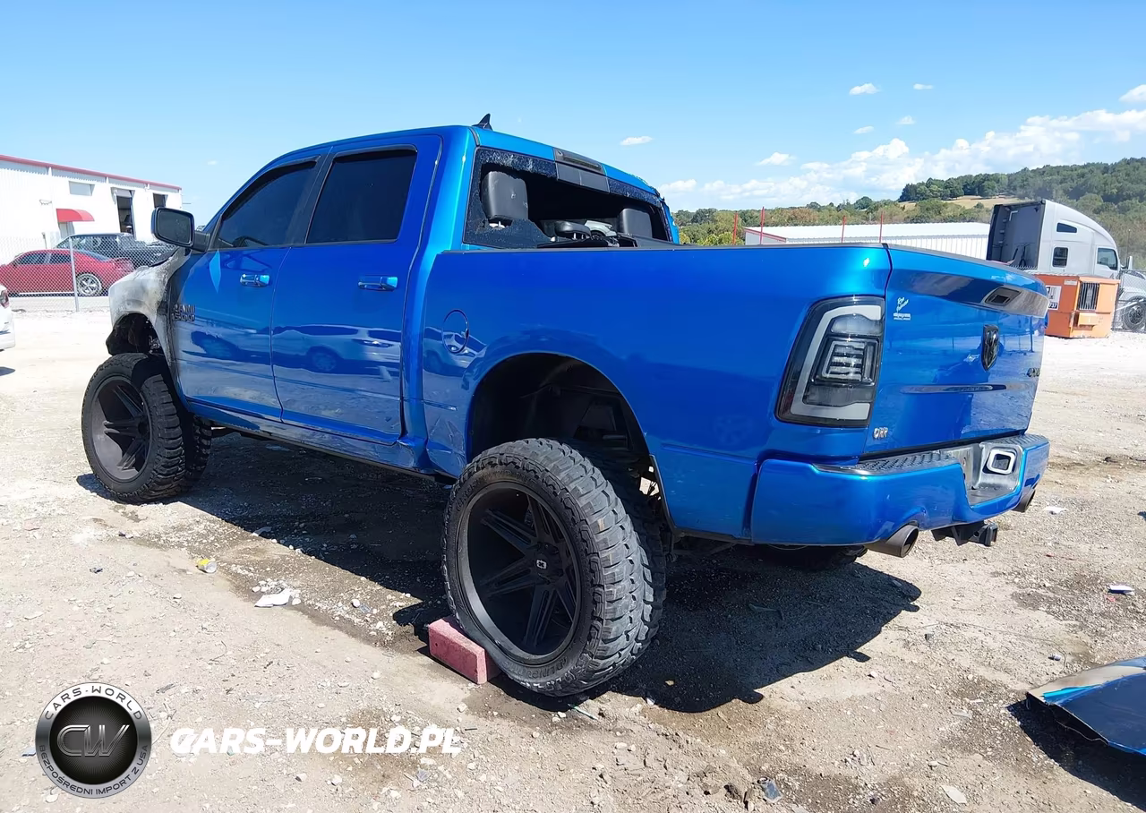 2018 Ram 1500 Sport 4X4 5'7 Box VIN:1C6RR7MT2JS201213 - 3