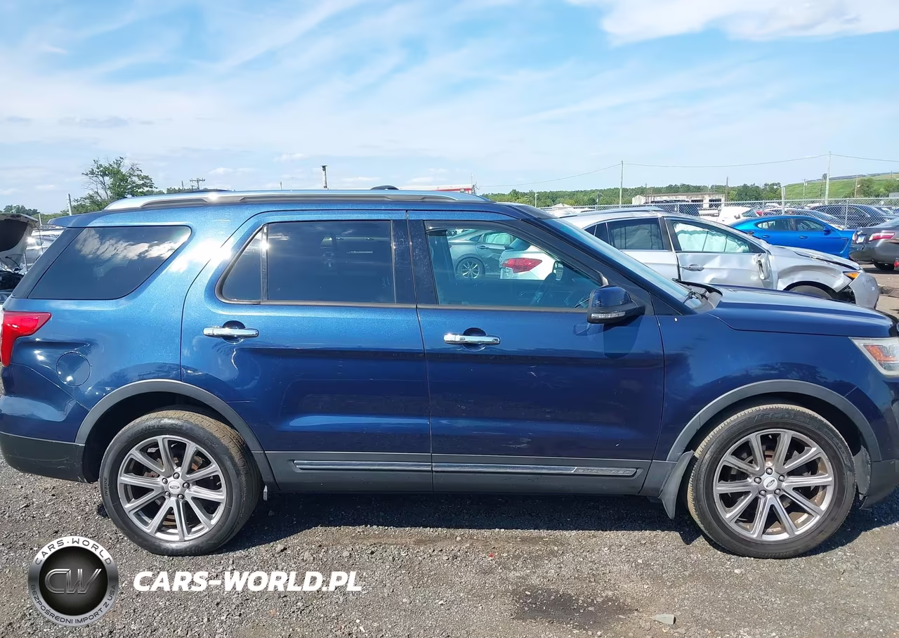 2016 Ford Explorer Limited VIN:1FM5K8F82GGA10702 - 13