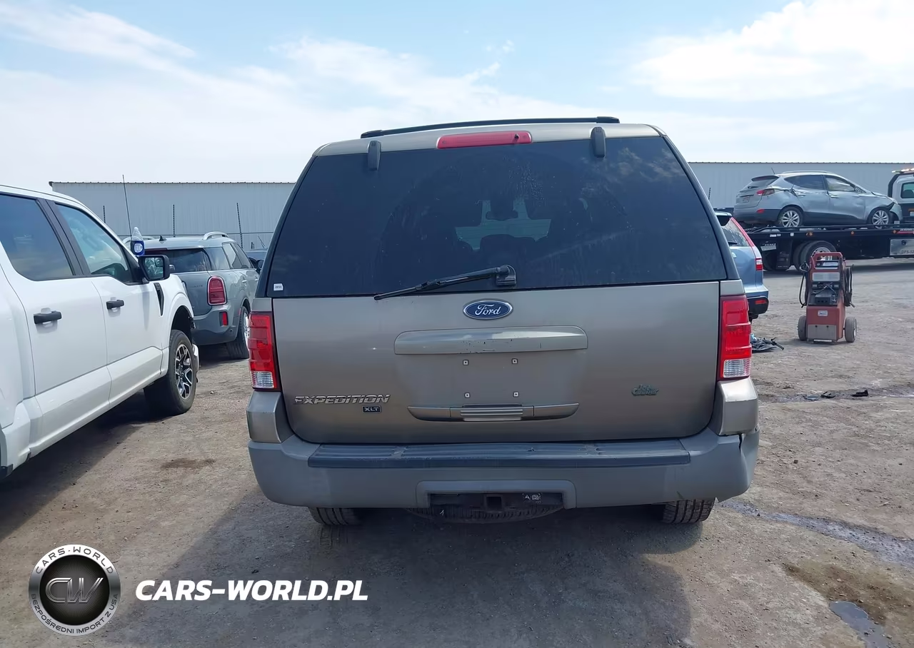 2003 Ford Expedition Xlt VIN:1FMPU15L33LC06469 - 16