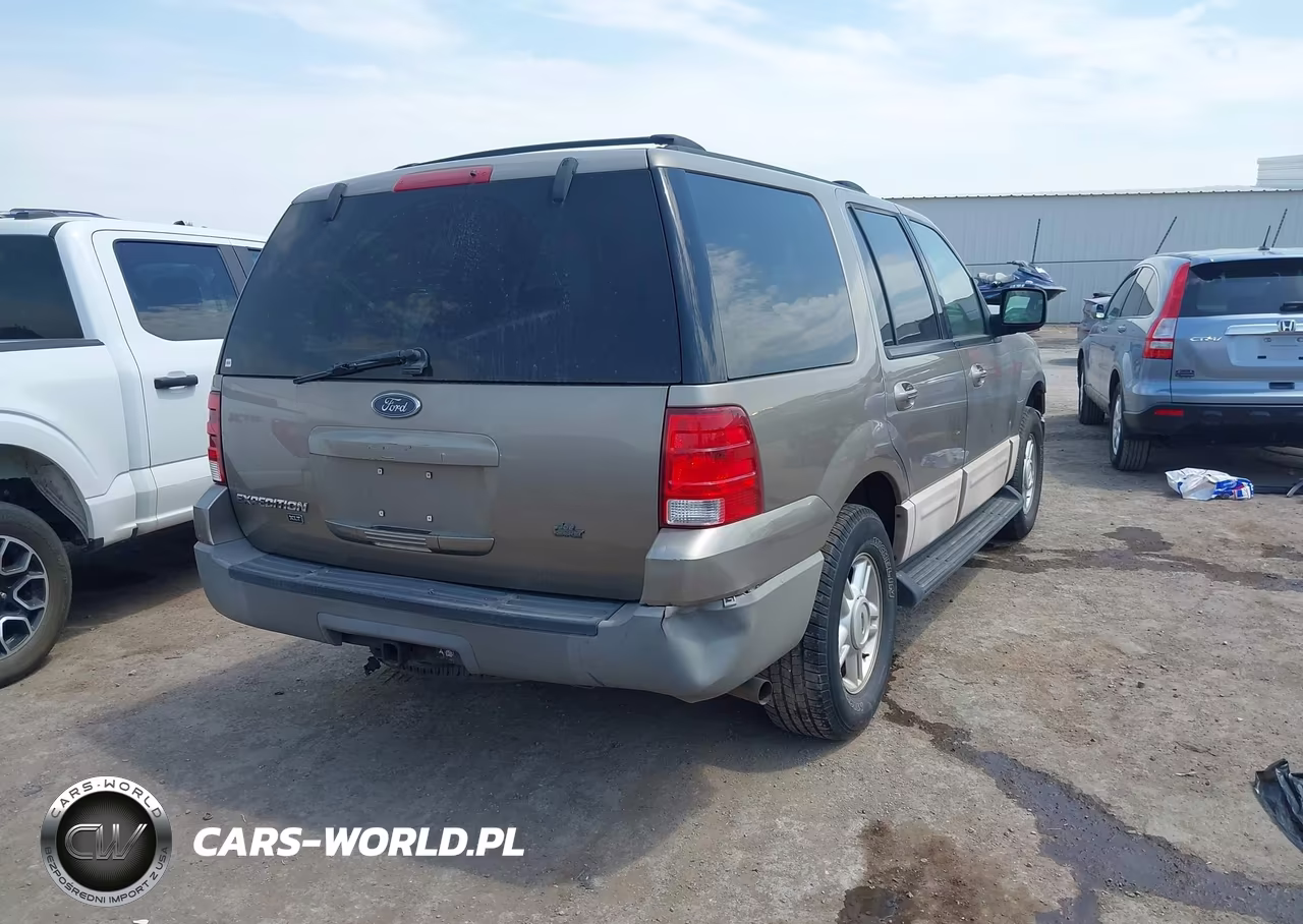 2003 Ford Expedition Xlt VIN:1FMPU15L33LC06469 - 4