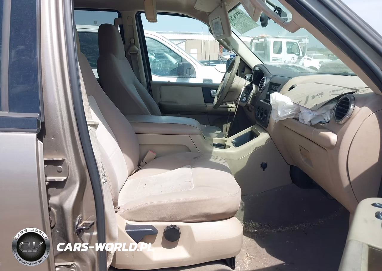 2003 Ford Expedition Xlt VIN:1FMPU15L33LC06469 - 5