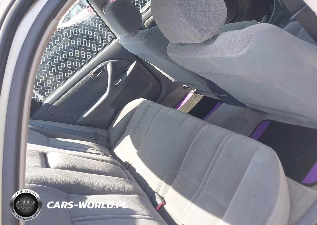 2000 Toyota Camry Ce VIN:4T1BG22K5YU715144 - 8