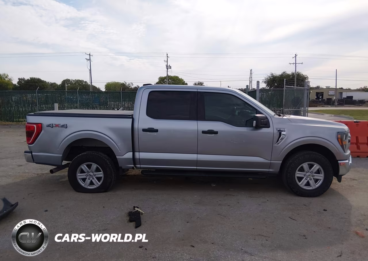 2023 Ford F-150 Xlt VIN:1FTFW1E85PFB26360 - 13