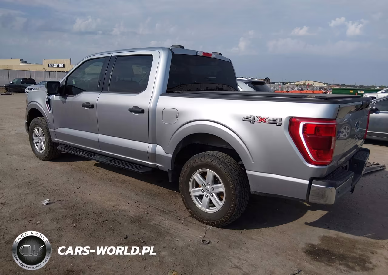 2023 Ford F-150 Xlt VIN:1FTFW1E85PFB26360 - 3