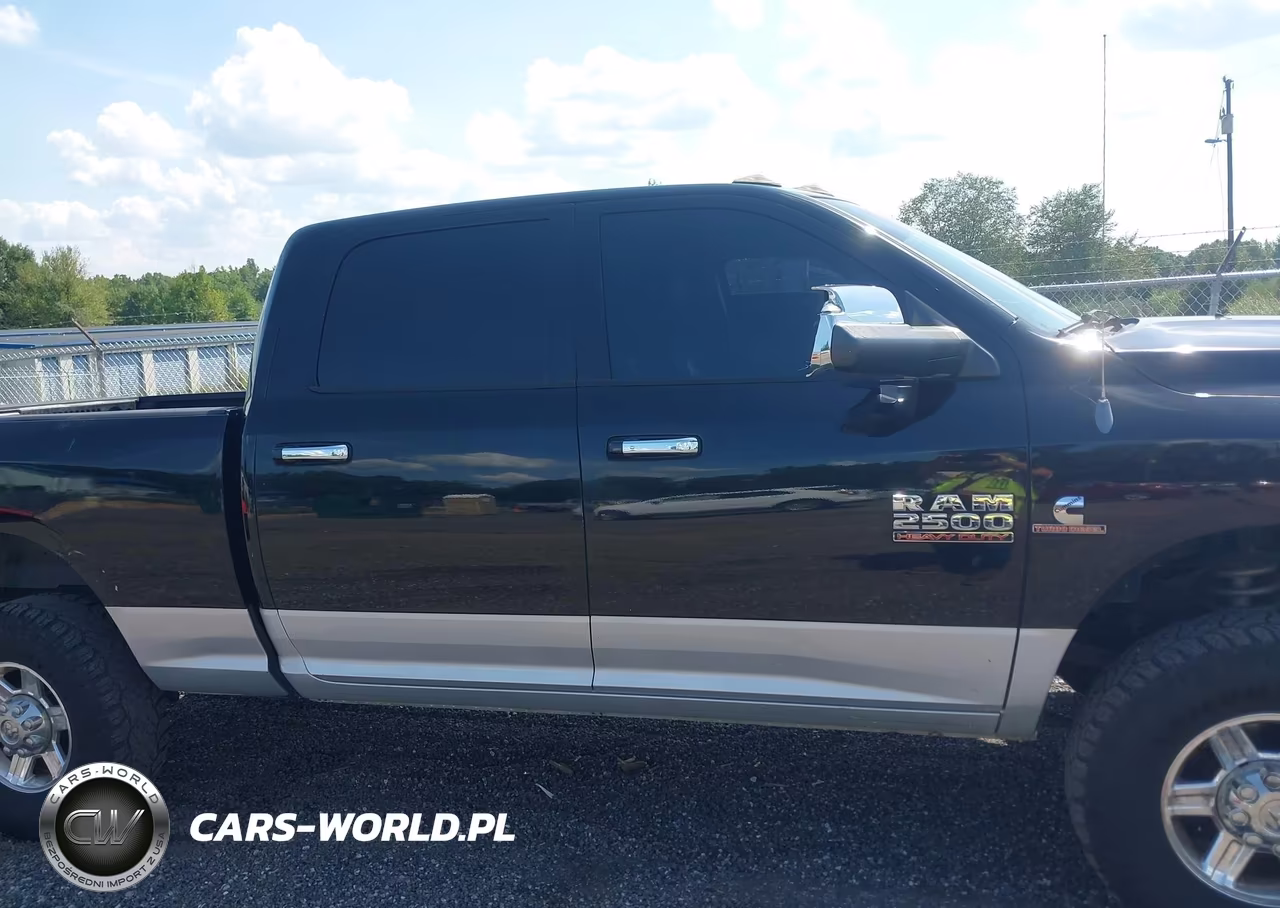 2013 Ram 2500 Laramie VIN:3C6UR5FL7DG551606 - 13