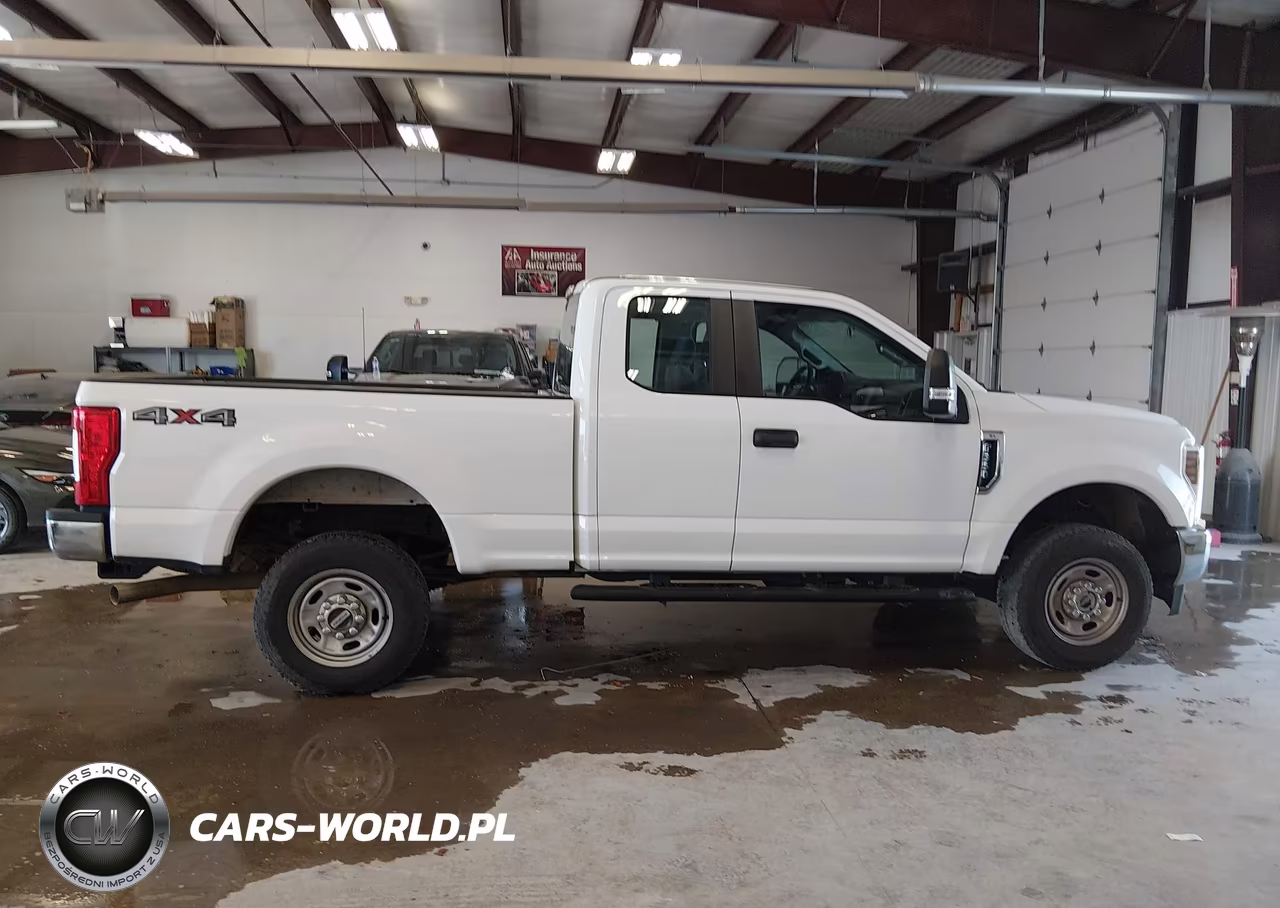 2018 Ford F-350 Xl VIN:1FT8X3B68JEC22209 - 13