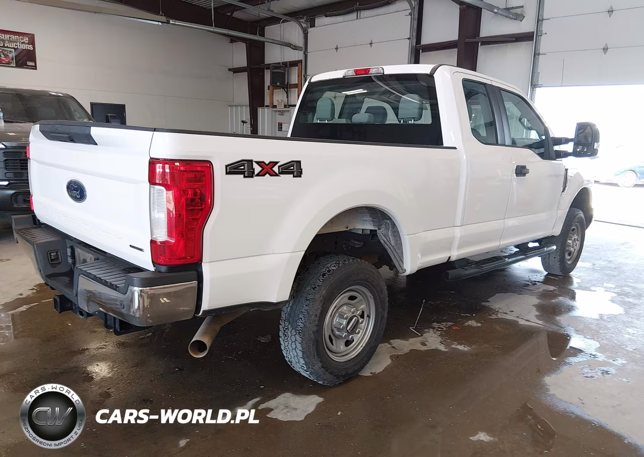 2018 Ford F-350 Xl VIN:1FT8X3B68JEC22209 - 4