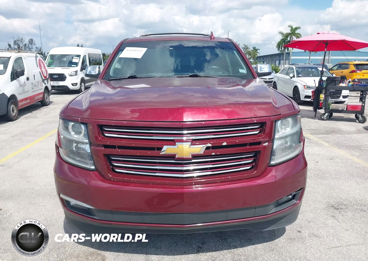 2017 Chevrolet Suburban Premier VIN:1GNSKJKC7HR146684 - 12