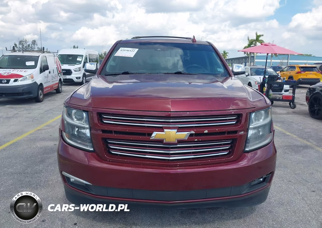2017 Chevrolet Suburban Premier VIN:1GNSKJKC7HR146684 - 6