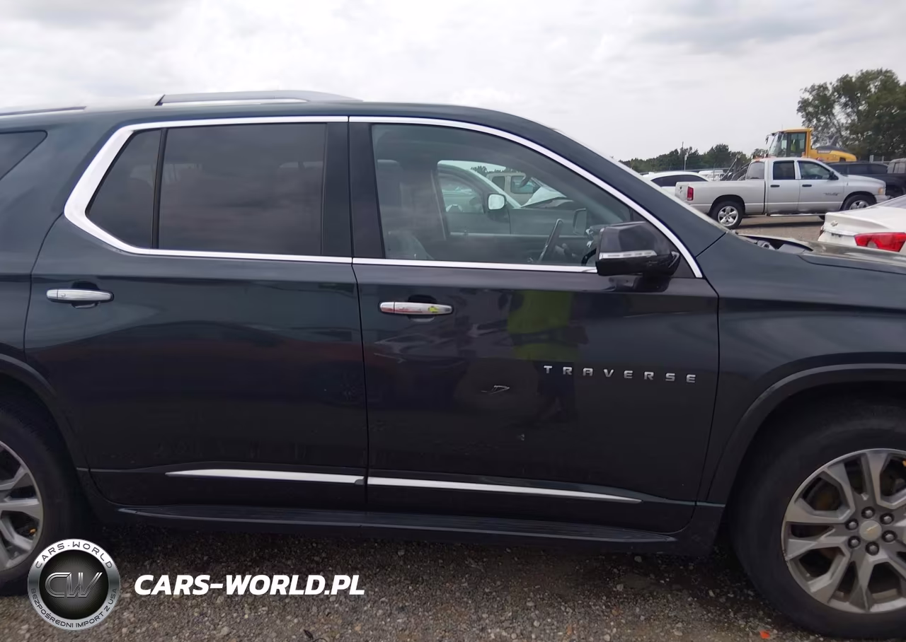 2018 Chevrolet Traverse Premier VIN:1GNERKKW0JJ271538 - 13