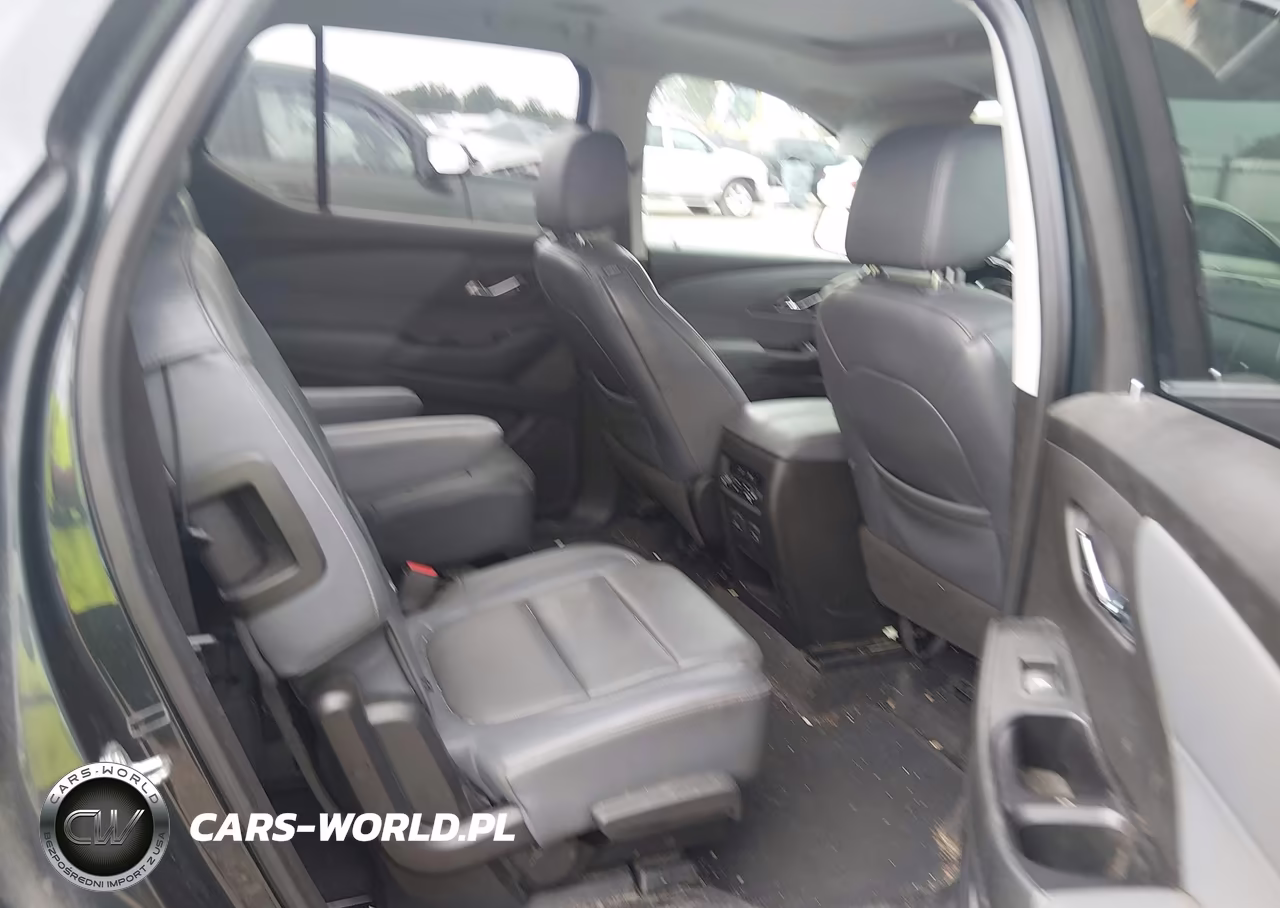 2018 Chevrolet Traverse Premier VIN:1GNERKKW0JJ271538 - 8