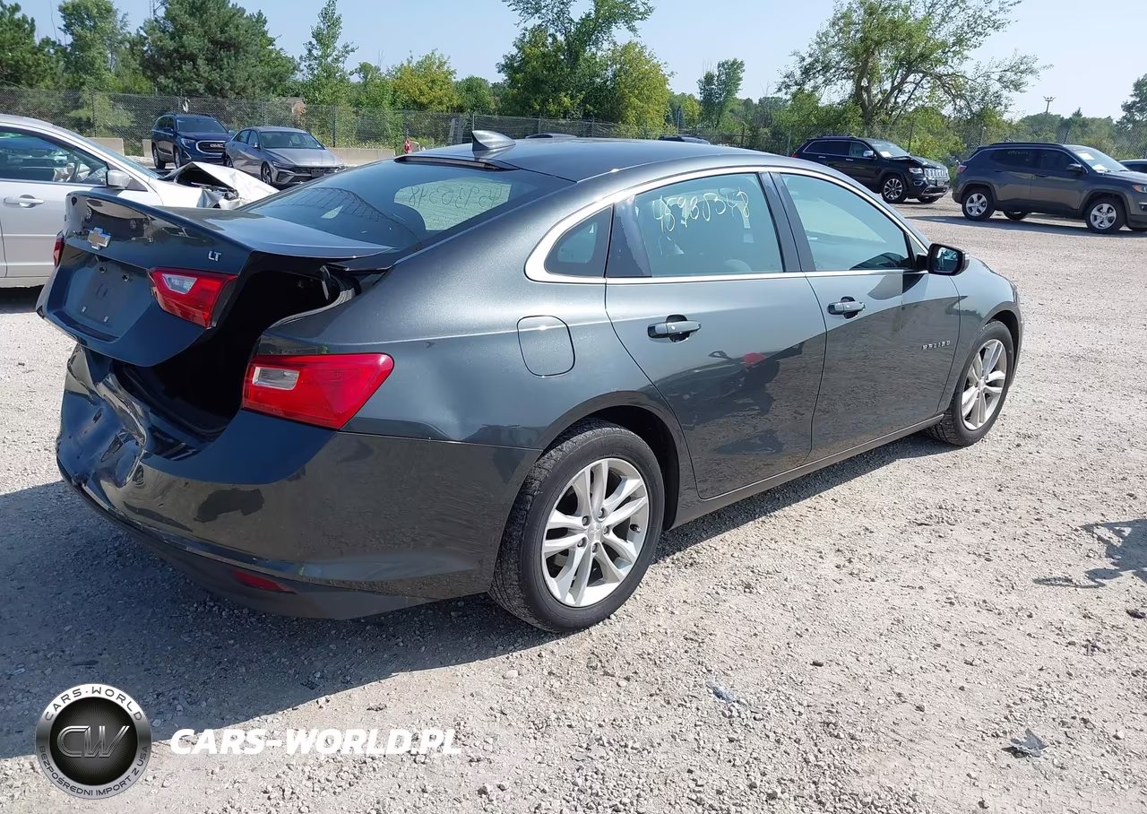 2017 Chevrolet Malibu 1Lt VIN:1G1ZE5ST5HF139281 - 4