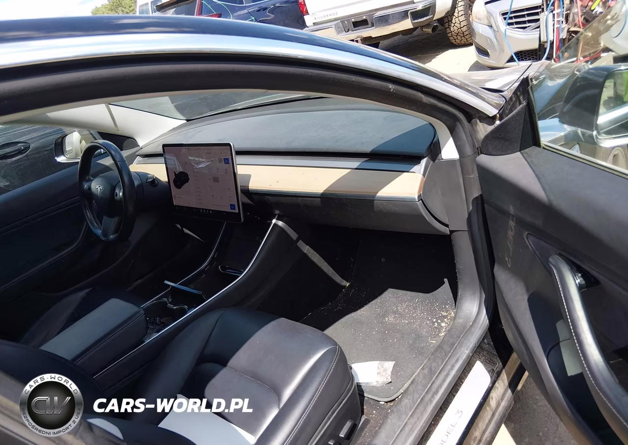 2018 Tesla Model 3 Long Range-Performance VIN:5YJ3E1EB7JF119021 - 5