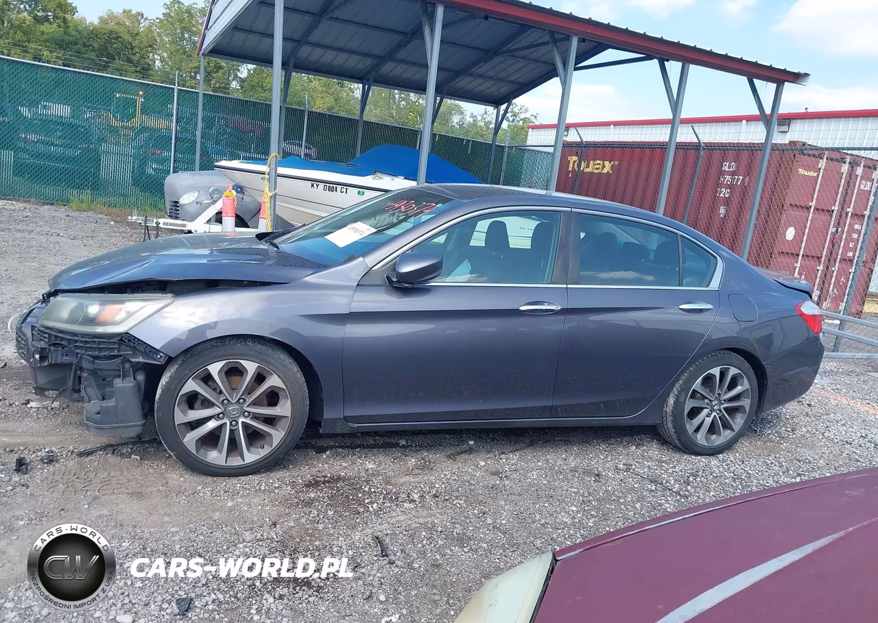 2015 Honda Accord Sport VIN:1HGCR2F56FA106636 - 14