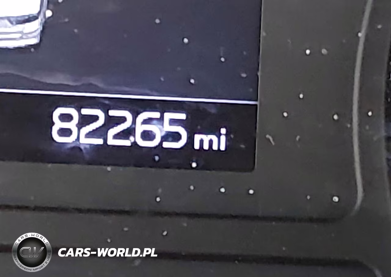 2019 Kia Optima S VIN:5XXGT4L37KG366350 - 16