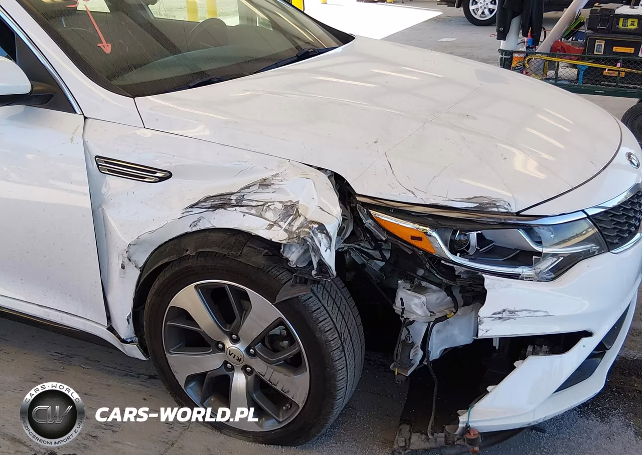2019 Kia Optima S VIN:5XXGT4L37KG366350 - 6
