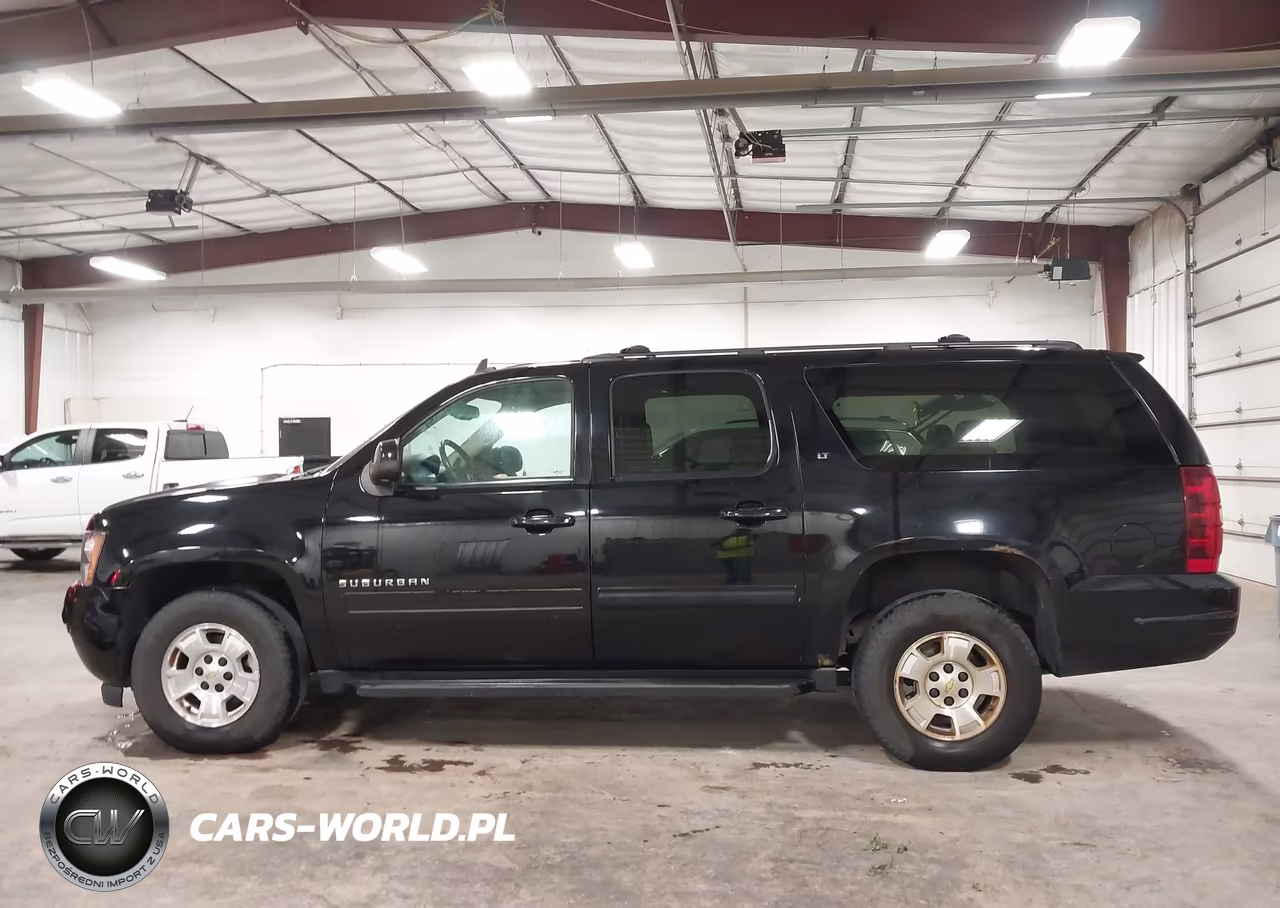 2013 Chevrolet Suburban Lt VIN:1GNSKJE72DR218321 - 14