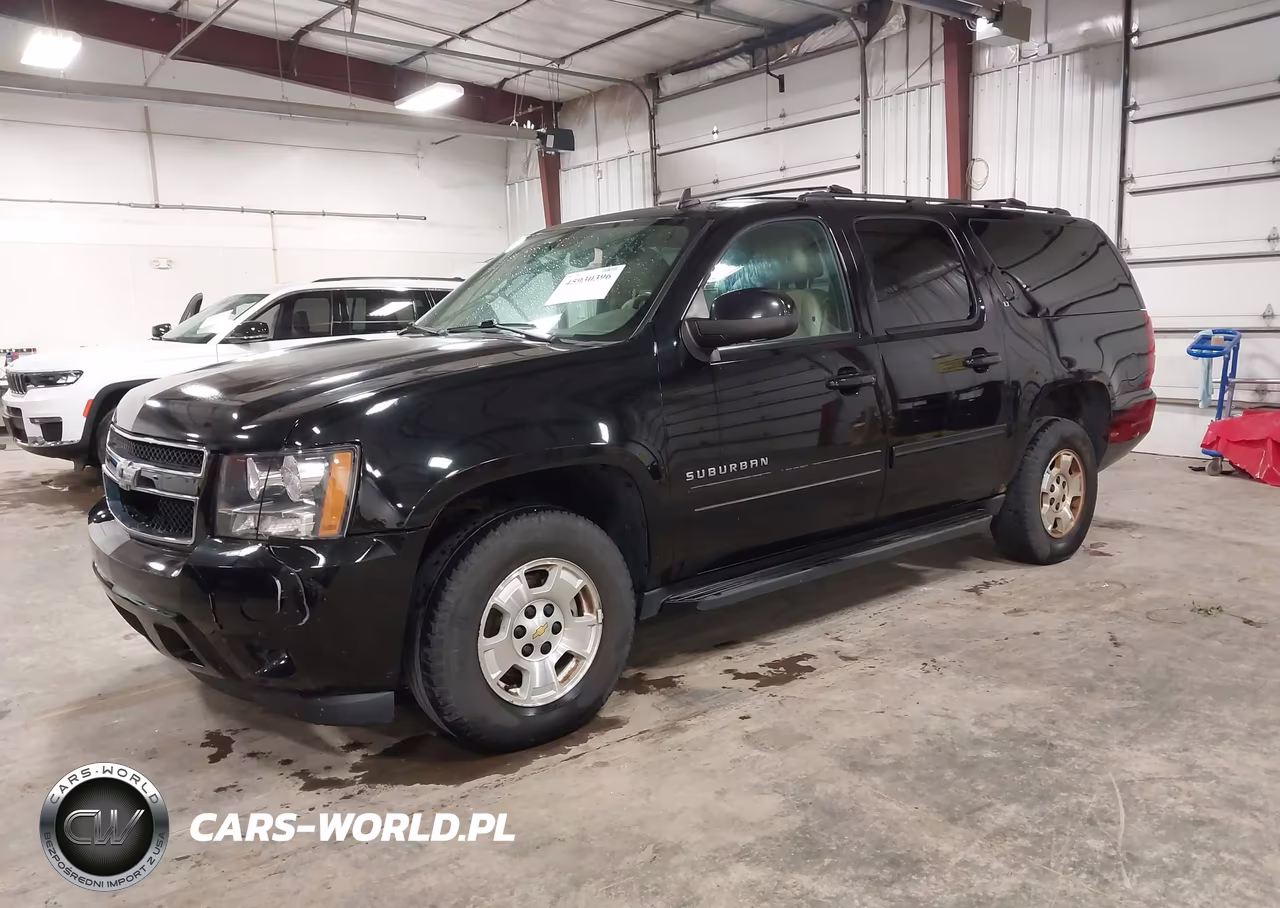 2013 Chevrolet Suburban Lt VIN:1GNSKJE72DR218321 - 2