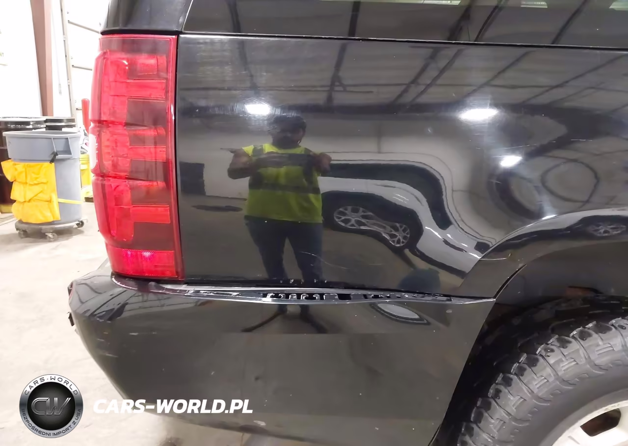 2013 Chevrolet Suburban Lt VIN:1GNSKJE72DR218321 - 6