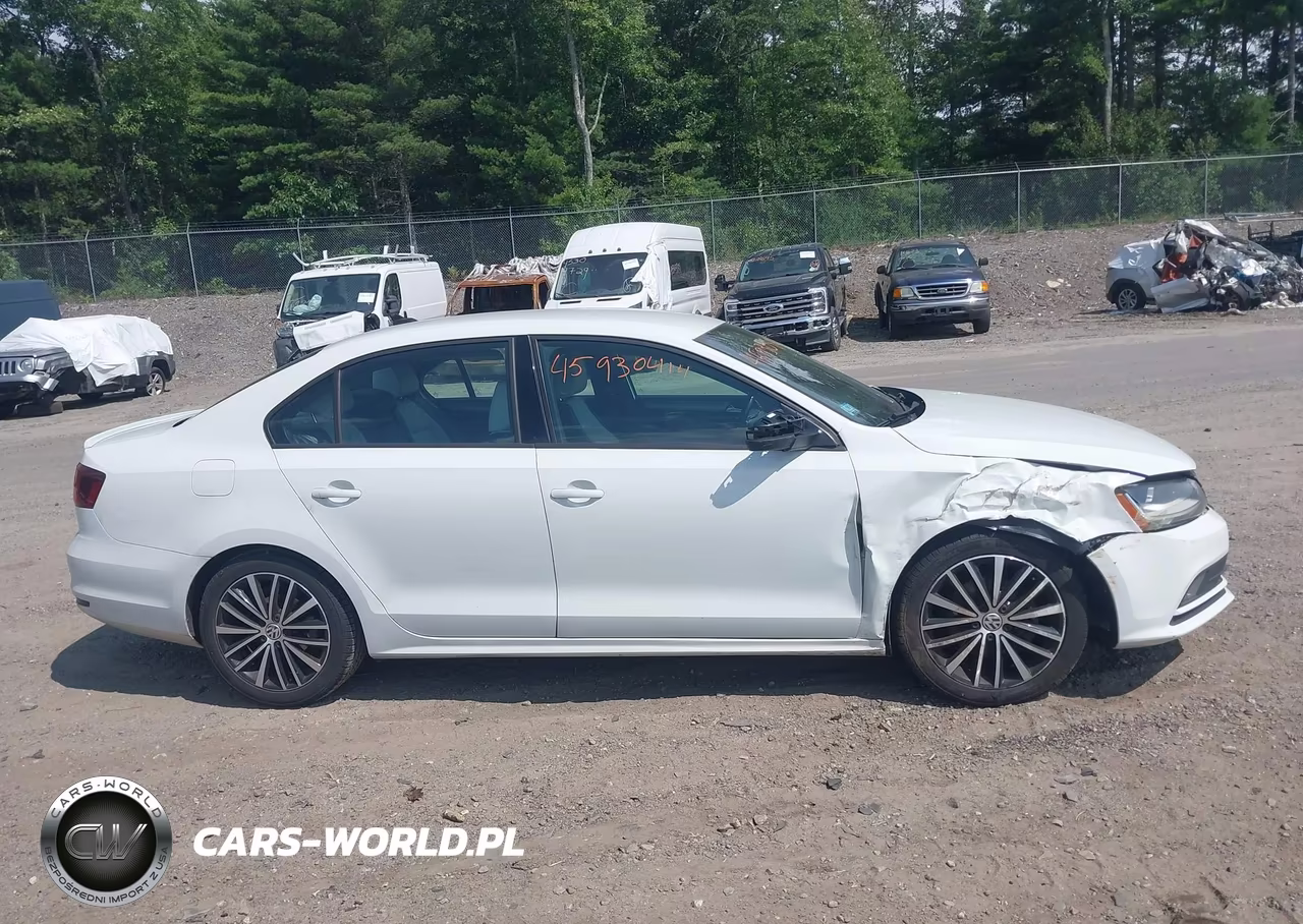 2017 Volkswagen Jetta 1.8T Sport VIN:3VWD17AJ0HM304448 - 14
