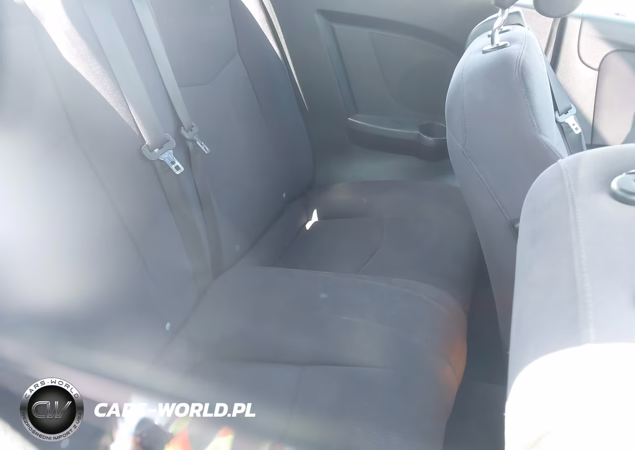 2013 Chrysler 200 Touring VIN:1C3BCBEB0DN592325 - 8