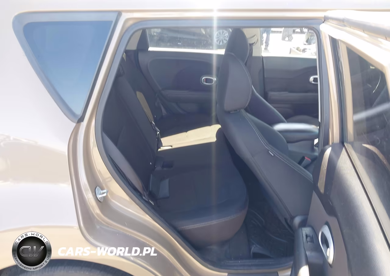 2015 Kia Soul VIN:KNDJN2A28F7132537 - 8