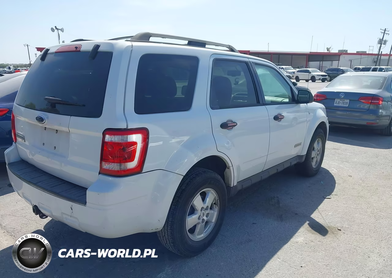 2008 Ford Escape Xlt VIN:1FMCU03148KD75715 - 4