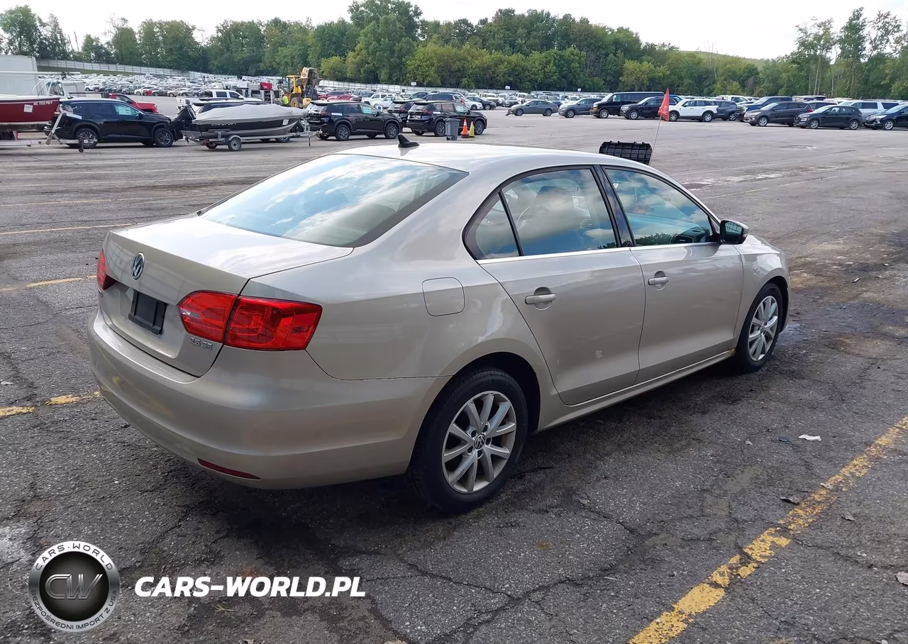 2013 Volkswagen Jetta 2.5L Se VIN:3VWDP7AJ4DM210131 - 4