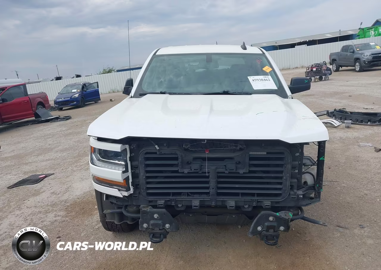 2018 Chevrolet Silverado 1500 Custom VIN:3GCPCPECXJG573230 - 13