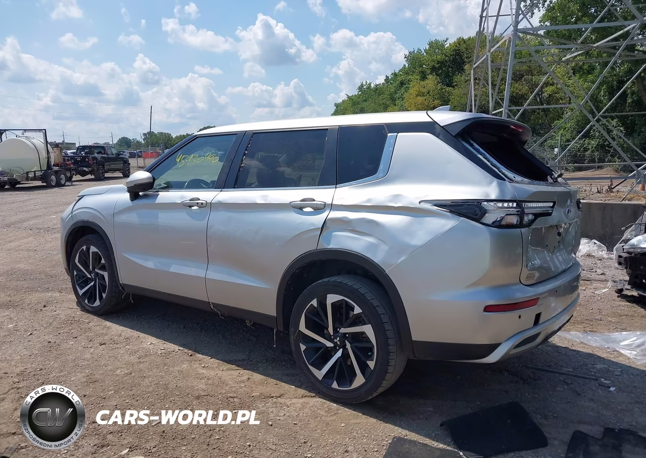2024 Mitsubishi Outlander Se 2.5 S-Awc-Se Black Edition S-Awc-Se Black Edition W-Pano Roof S-Awc-Se Ralliart S-Awc VIN:JA4J4VA83RZ037461 - 3