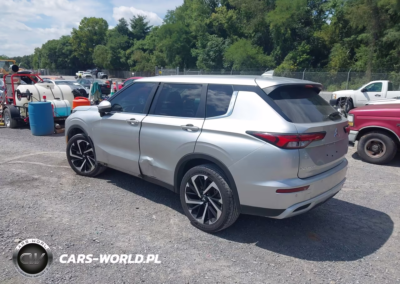 2024 Mitsubishi Outlander Se 2.5 S-Awc-Se Black Edition S-Awc-Se Black Edition W-Pano Roof S-Awc-Se Ralliart S-Awc VIN:JA4J4VA83RZ074705 - 3