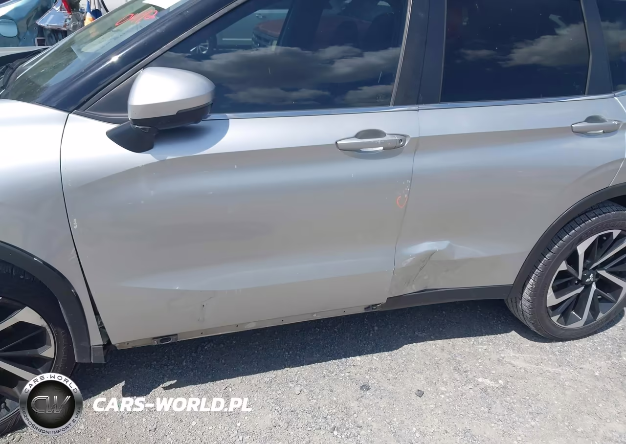 2024 Mitsubishi Outlander Se 2.5 S-Awc-Se Black Edition S-Awc-Se Black Edition W-Pano Roof S-Awc-Se Ralliart S-Awc VIN:JA4J4VA83RZ074705 - 6
