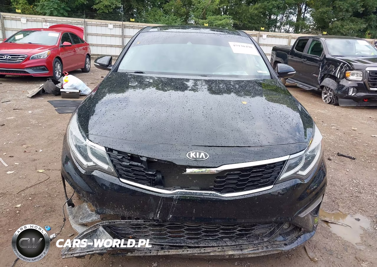 2019 Kia Optima S VIN:5XXGT4L32KG352419 - 12