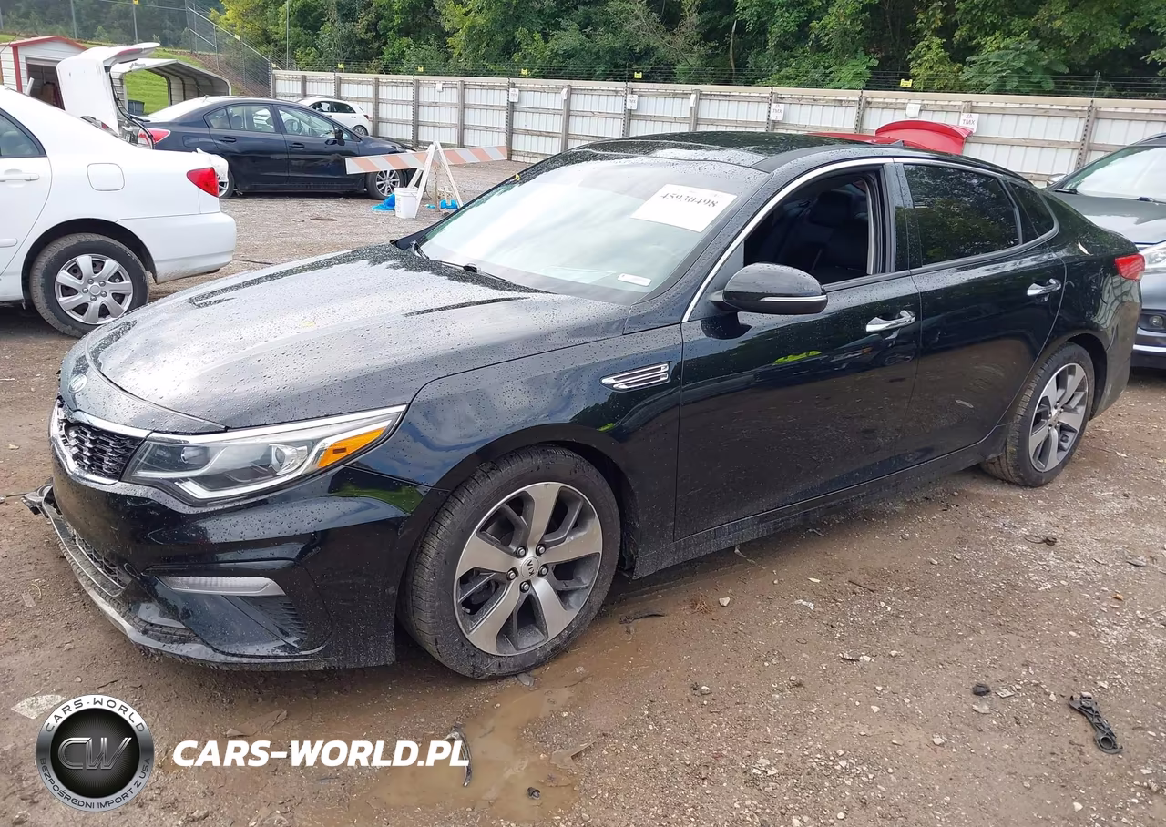 2019 Kia Optima S VIN:5XXGT4L32KG352419 - 2