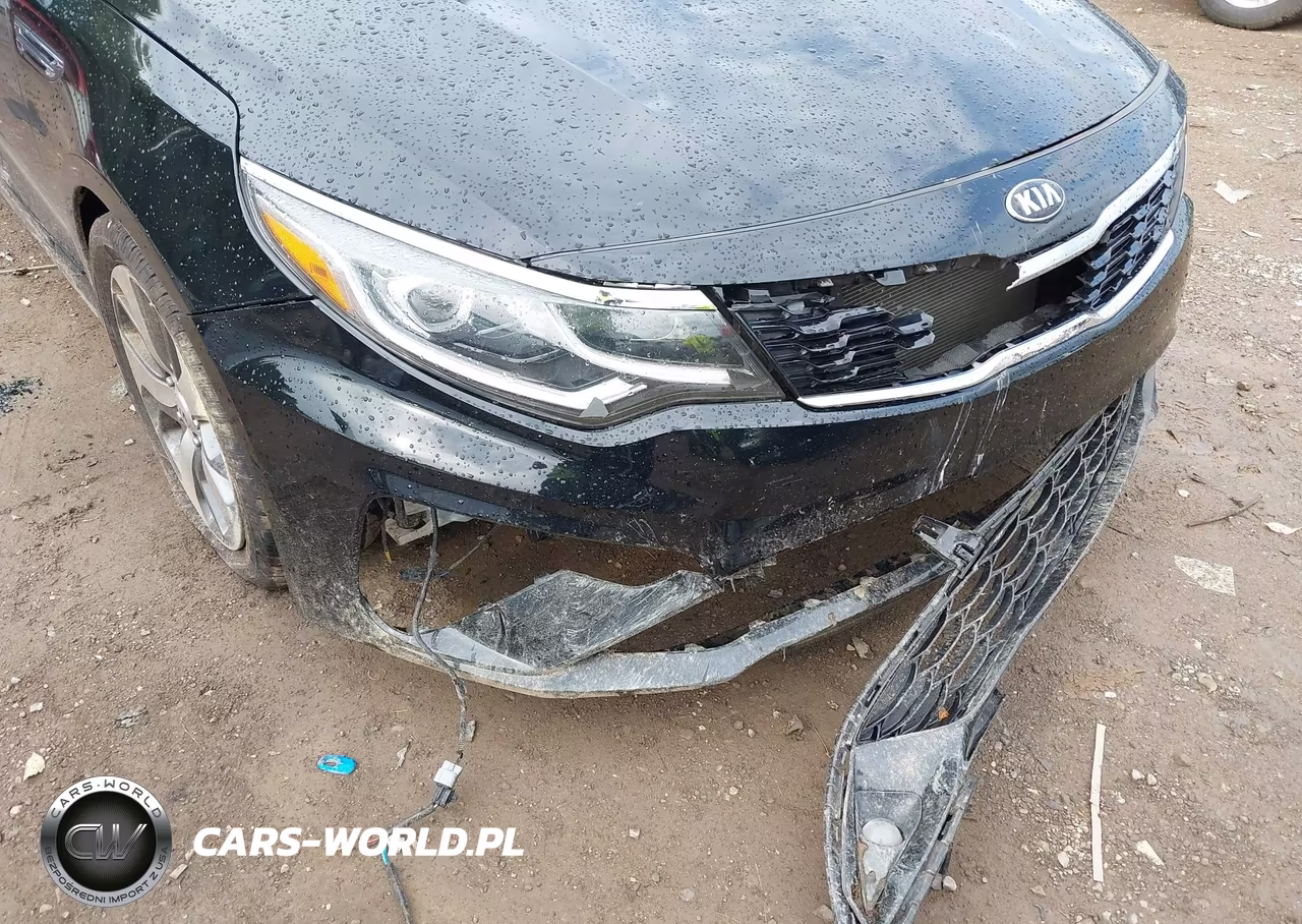 2019 Kia Optima S VIN:5XXGT4L32KG352419 - 6