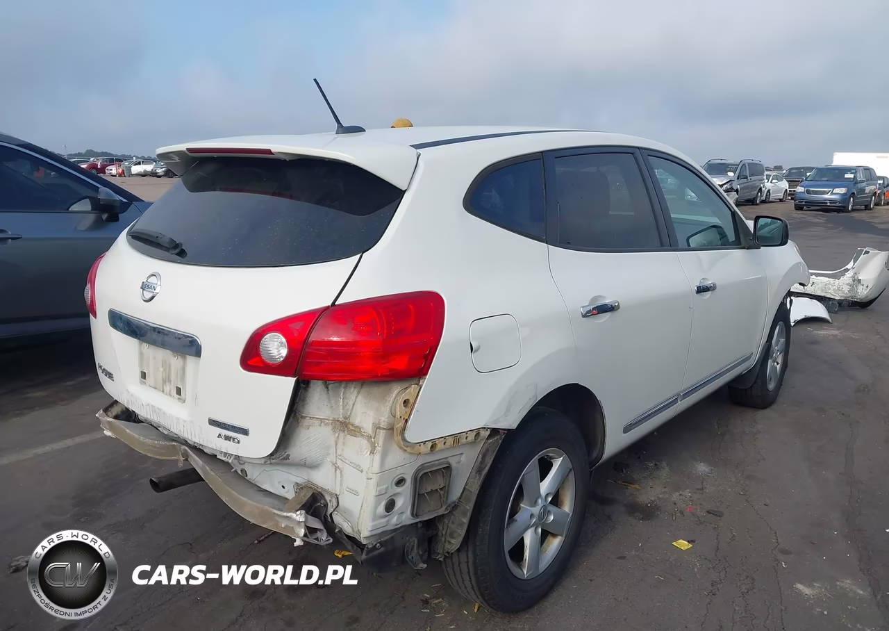 2012 Nissan Rogue S VIN:JN8AS5MV1CW372048 - 4