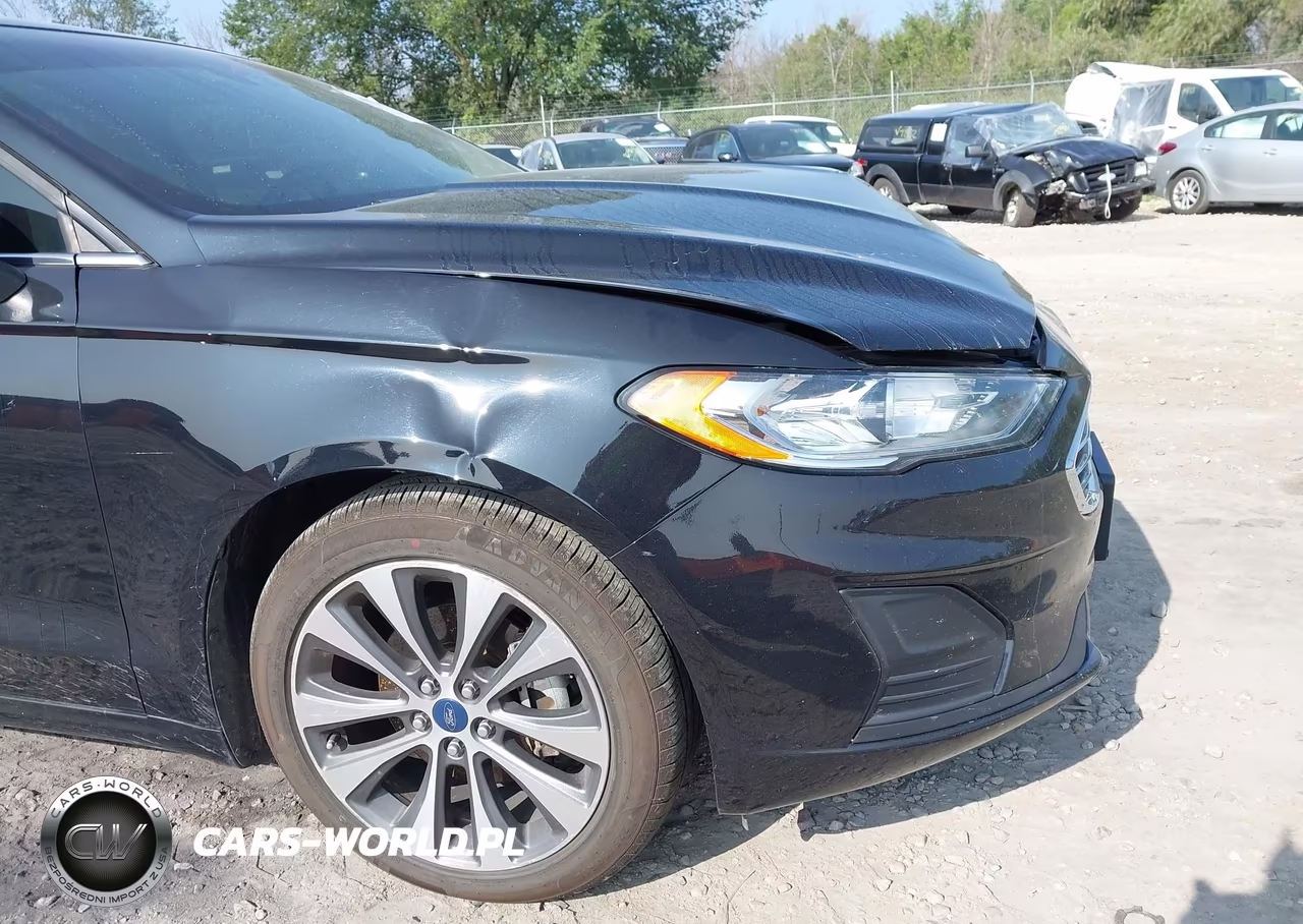 2019 Ford Fusion Se VIN:3FA6P0T99KR214204 - 17