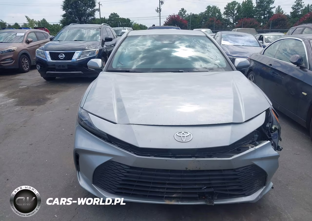 2026 Toyota Camry Le VIN:4T1DAACK8TU256221 - 12