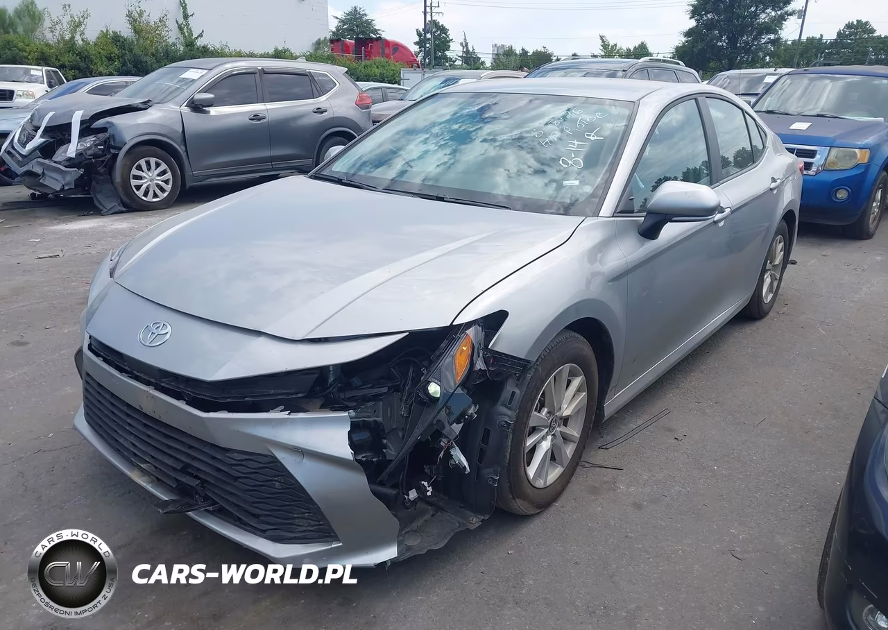2026 Toyota Camry Le VIN:4T1DAACK8TU256221 - 2