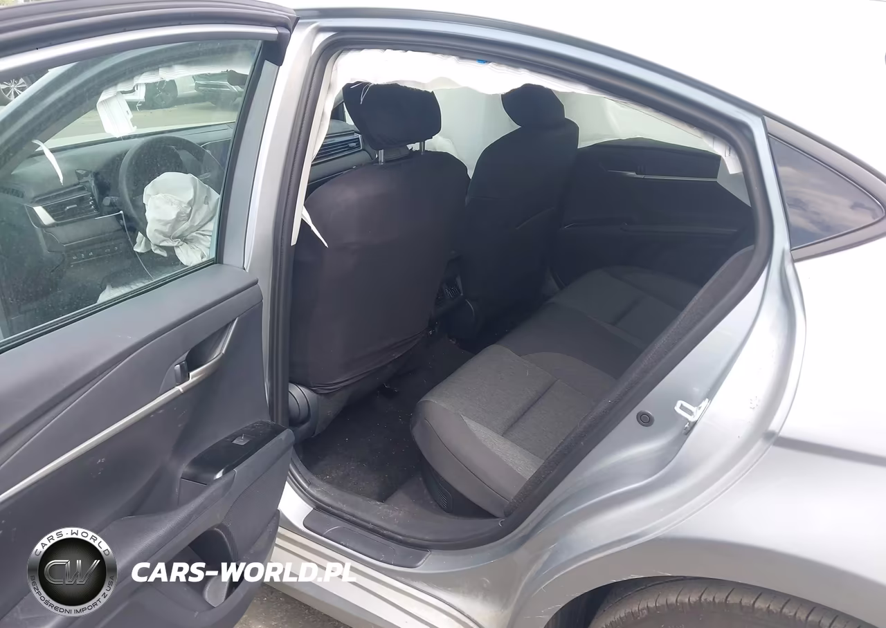 2026 Toyota Camry Le VIN:4T1DAACK8TU256221 - 8