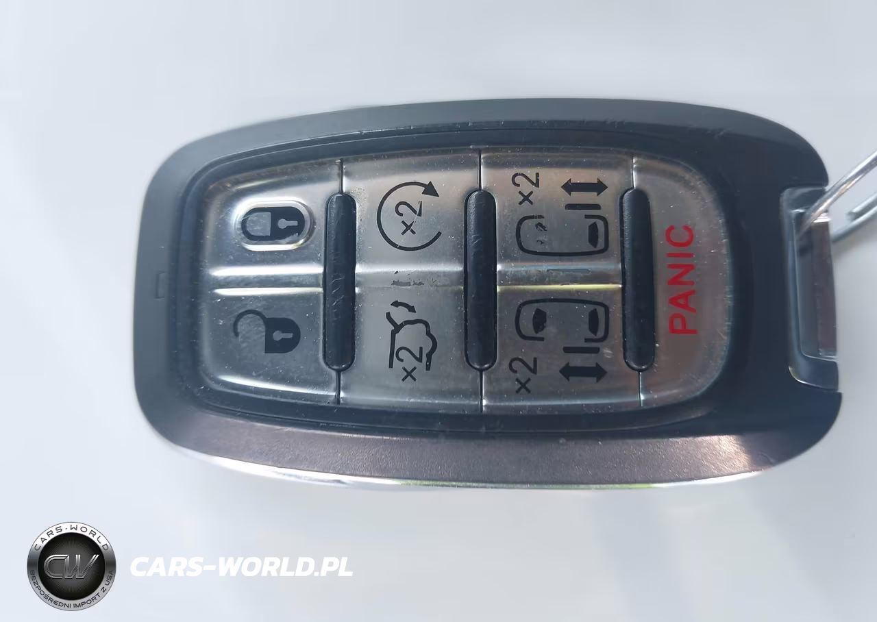2022 Chrysler Pacifica Touring L VIN:2C4RC1BG9NR142908 - 11