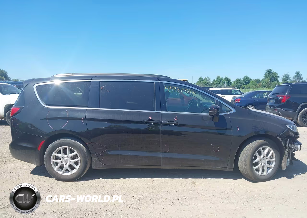 2022 Chrysler Pacifica Touring L VIN:2C4RC1BG9NR142908 - 14