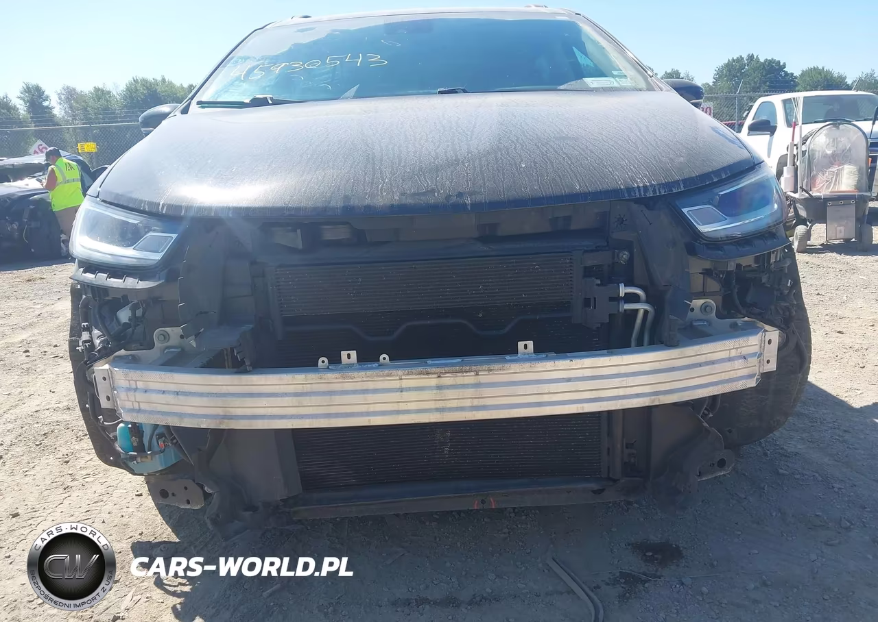 2022 Chrysler Pacifica Touring L VIN:2C4RC1BG9NR142908 - 6
