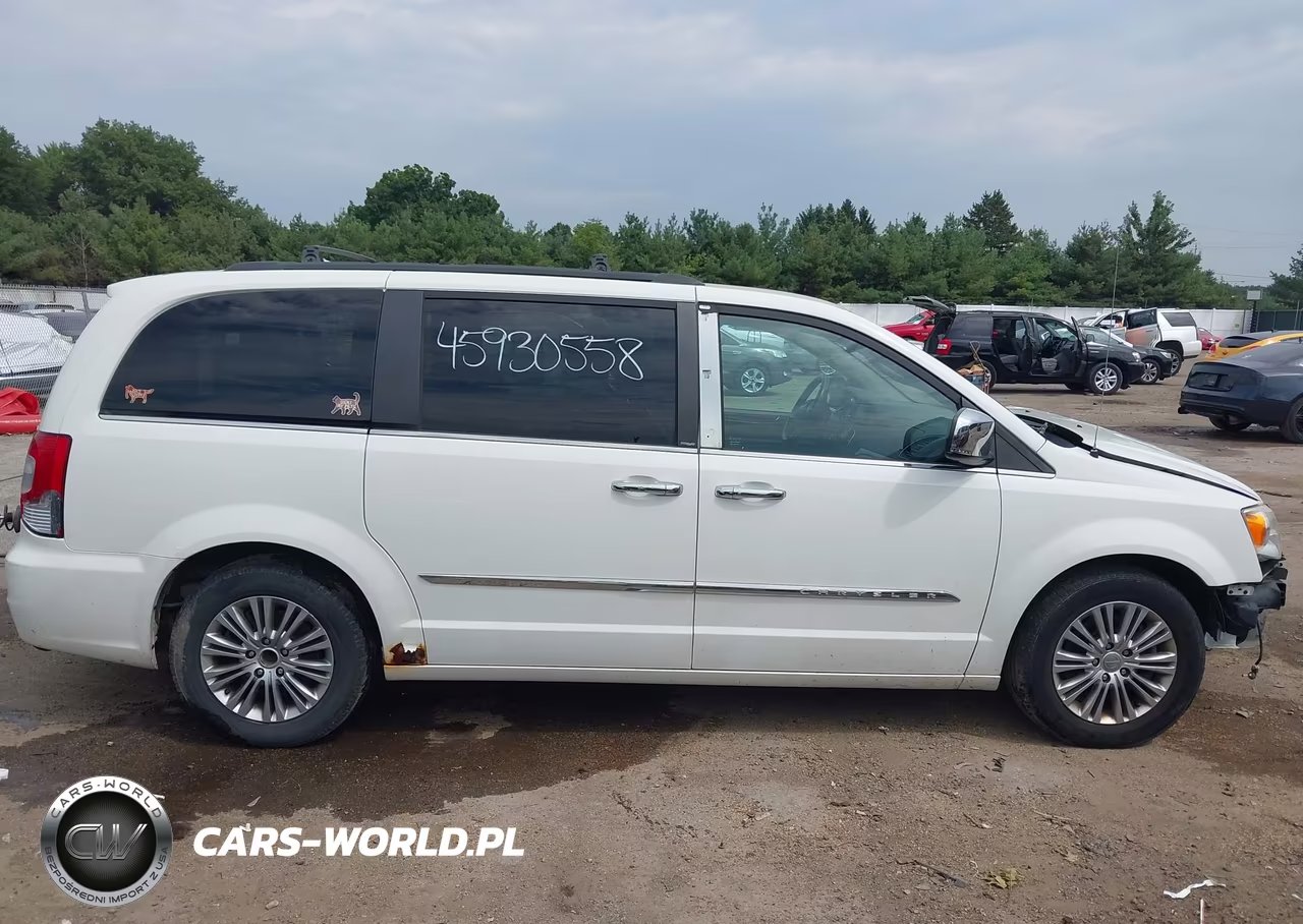 2013 Chrysler Town & Country Touring-L VIN:2C4RC1CG4DR660857 - 13