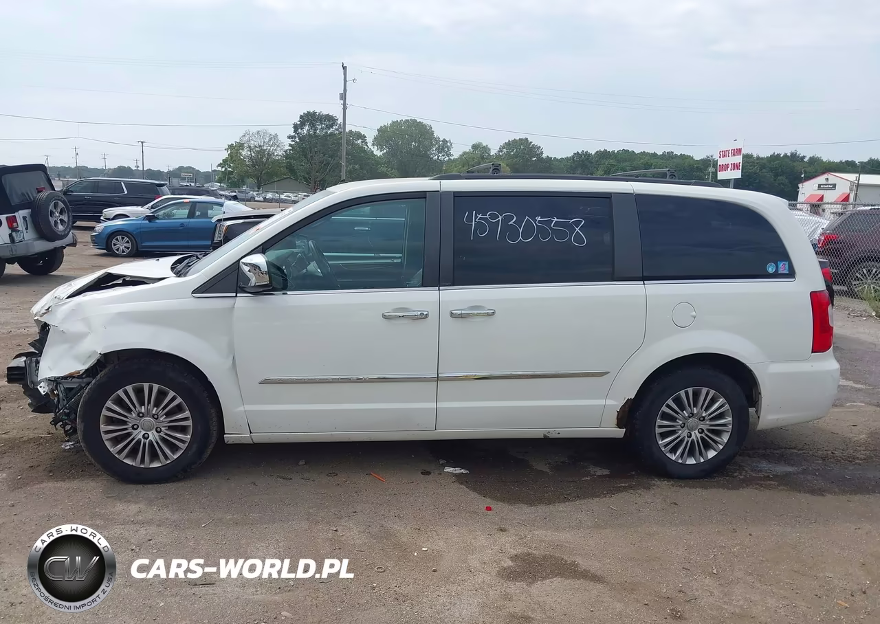 2013 Chrysler Town & Country Touring-L VIN:2C4RC1CG4DR660857 - 14