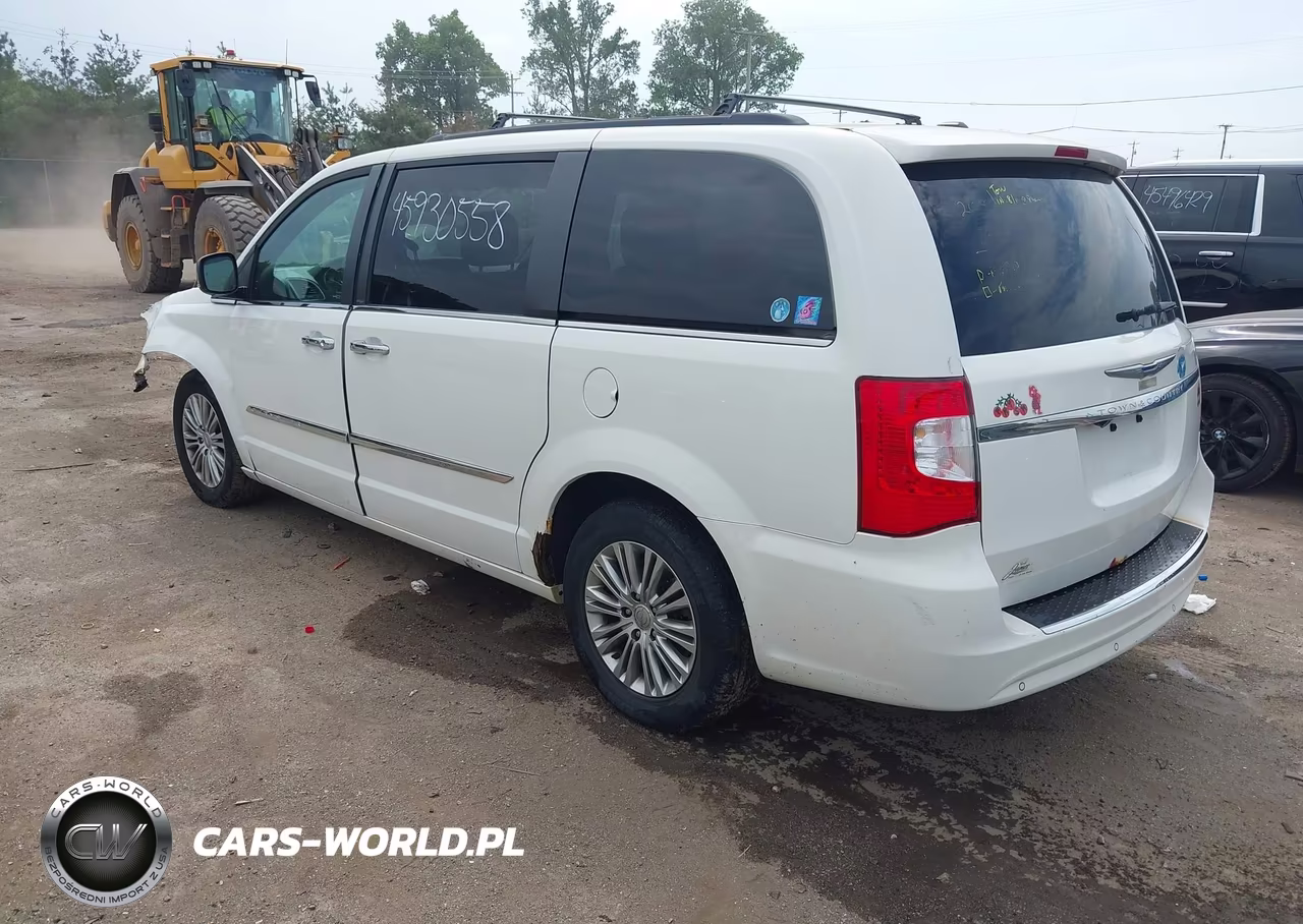 2013 Chrysler Town & Country Touring-L VIN:2C4RC1CG4DR660857 - 3