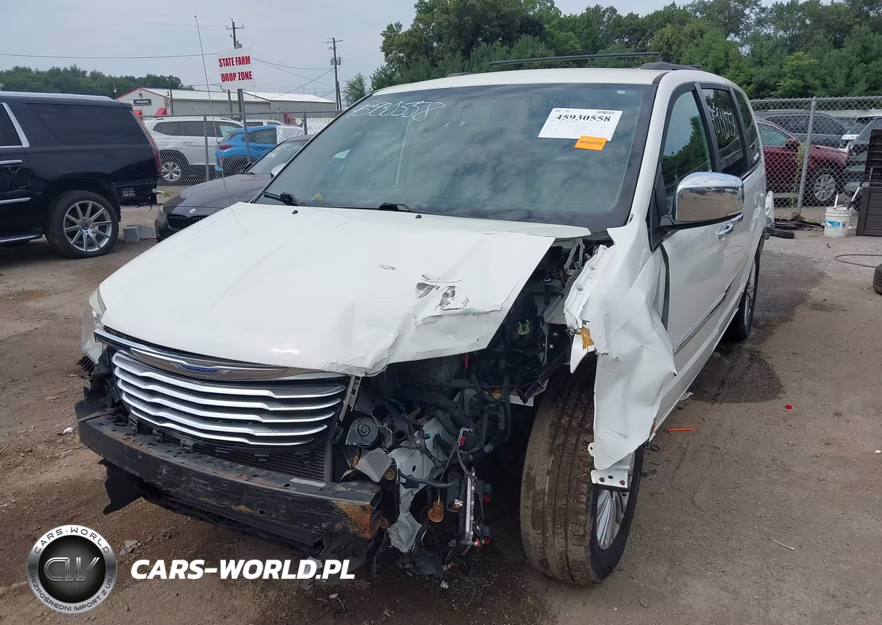 2013 Chrysler Town & Country Touring-L VIN:2C4RC1CG4DR660857 - 6